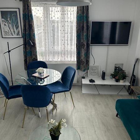 Cosy 2-Bedroom Flat In Finsbury Park, Modern, Convenient & Close To Central London! 外观 照片