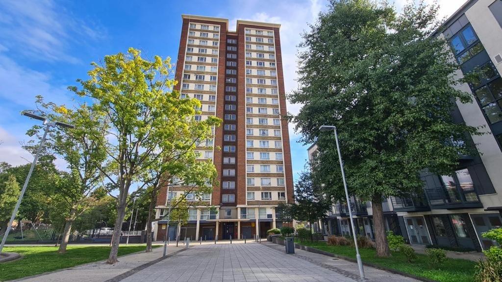 Cosy 2-Bedroom Flat In Finsbury Park, Modern, Convenient & Close To Central London! 外观 照片